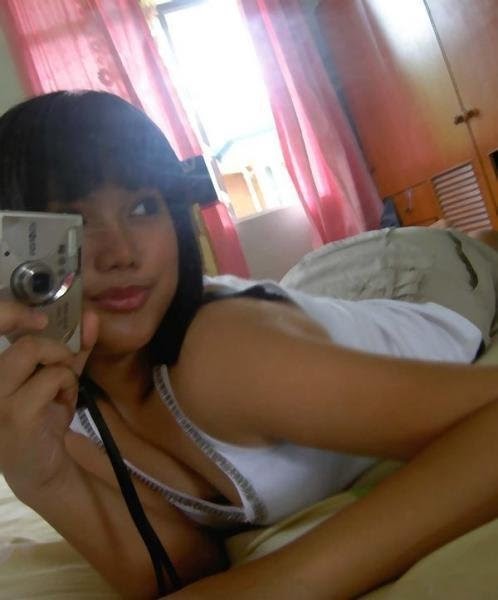 paddle spank bare gadis melayu hot blowjob